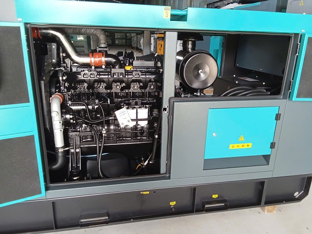 máy phát điện yuchai 150Kva