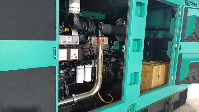 Máy phát điện Yuchai 500Kva