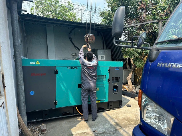 Máy phát điện Yuchai 100Kva