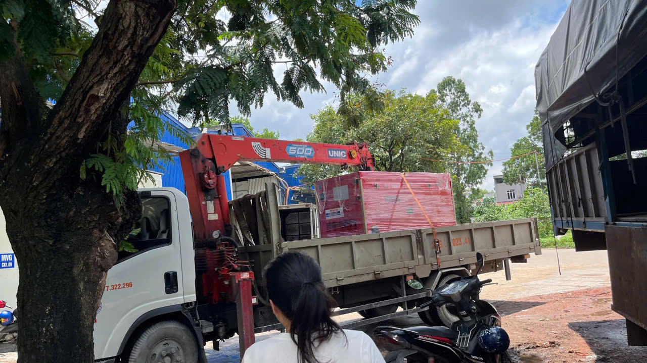máy phát điện Cummins 60kva